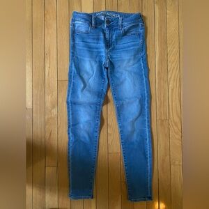 American Eagle Outfitters Light Blue Skinny Jeans